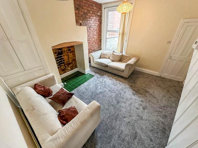 Horton Road, Rusholme, Manchester M14, 2 bed terraced house to rent, £1,000 pcm | PrimeLocation