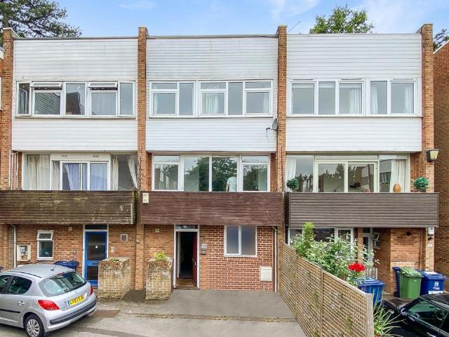 Horwood Close, Oxford, OX3 1 bed in a house share to rent £705 pcm £163 pw