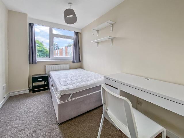 Horwood Close, Headington, Oxford OX3, 6 bed shared accommodation to rent, £5,275 pcm | PrimeLocation