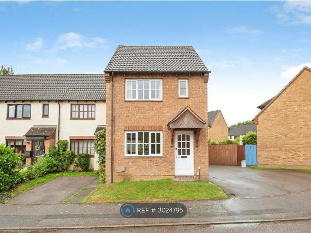 Horace Gay Gardens, Letchworth SG6, 2 bed end terrace house to rent, £1,450 pcm | PrimeLocation