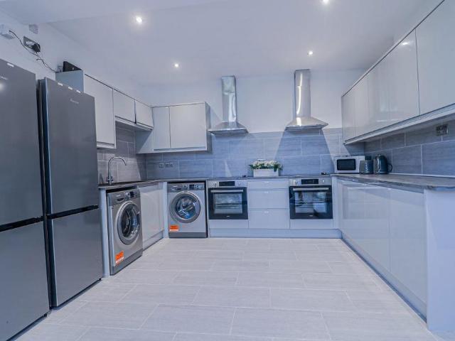 Horace Street, Lincolshire 1 bed in a house share to rent £672 pcm £155 pw