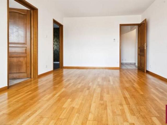 HORBOURG WIHR – 2 pièces en rez de jardin avec terrasse, jardin de 73 m² et gar