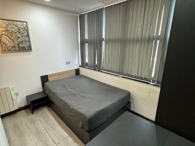 Horizon Apartment, Borough Road. 1 bed house to rent £450 pcm £104 pw