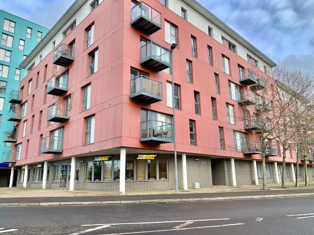 Horizon, Southsea PO4, 2 bed flat to rent, £1,250 pcm | PrimeLocation