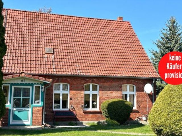 HORN IMMOBILIEN + RESERVIERT! gemütliche Doppelhaushälfte in Randlage, Wilhelmsburg bei Ferdinandshof