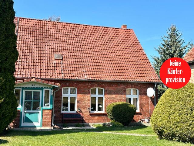 HORN IMMOBILIEN + gemütliche Doppelhaushälfte in Randlage, Wilhelmsburg bei Ferdinandshof