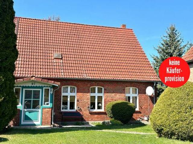 HORN IMMOBILIEN + gemütliche Doppelhaushälfte in Randlage, Wilhelmsburg bei Ferdinandshof
