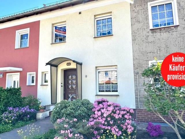 HORN IMMOBILIEN + gepflegtes Reihenmittelhaus in Ueckermmünde, nur ca. 1 km vom Strand entfernt