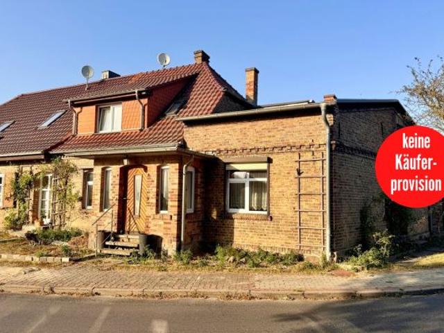HORN IMMOBILIEN + Einfamilienhaus mit Einliegerwohnung bei Pasewalk mit großem Grundstück