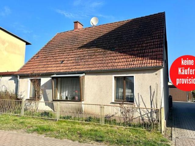 HORN IMMOBILIEN + kleines Einfamilienhaus in zentraler Lage in Ducherow