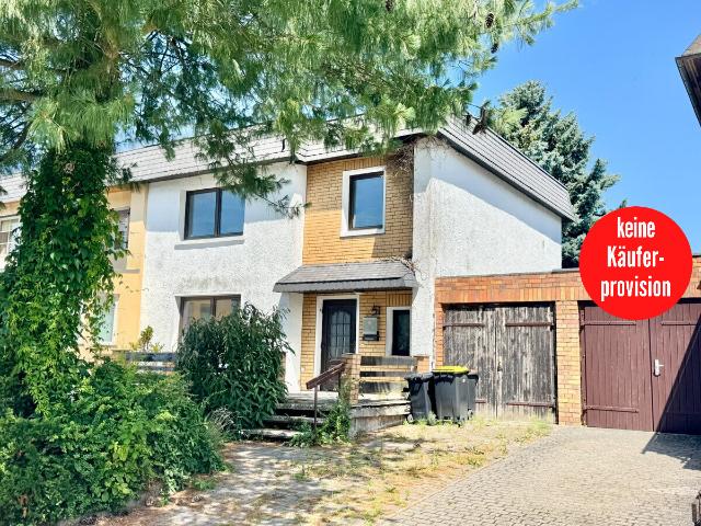 HORN IMMOBILIEN + RESERVIERT! Haus Neubrandenburg Oststadt sanierungsbedürftig