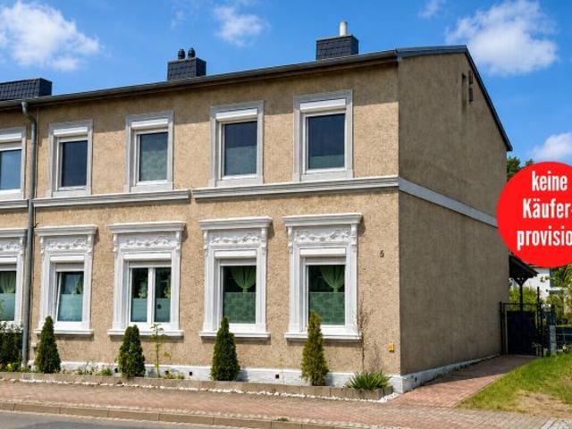 HORN IMMOBILIEN + liebevoll renoviertes Ein oder Zweifamilienhaus in Torgelow mit großem Grundstück