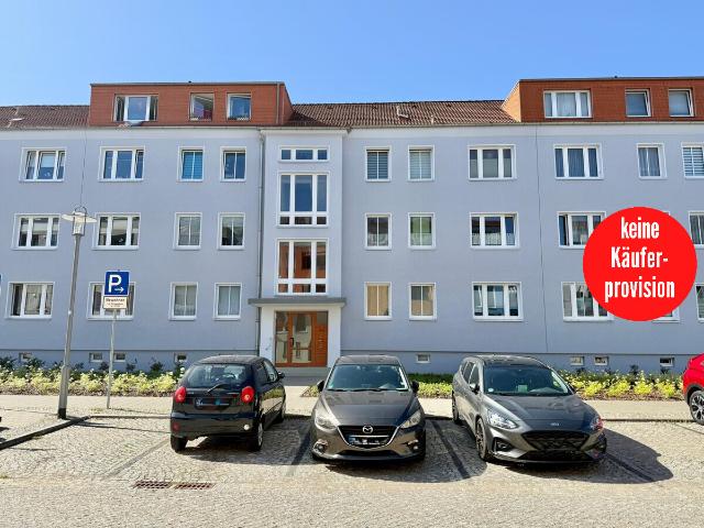 HORN IMMOBILIEN+ Neubrandenburg Zentrum, schöne 2 Raum Eigentumswohnung, Keller & PKW Parkfläche vermietet