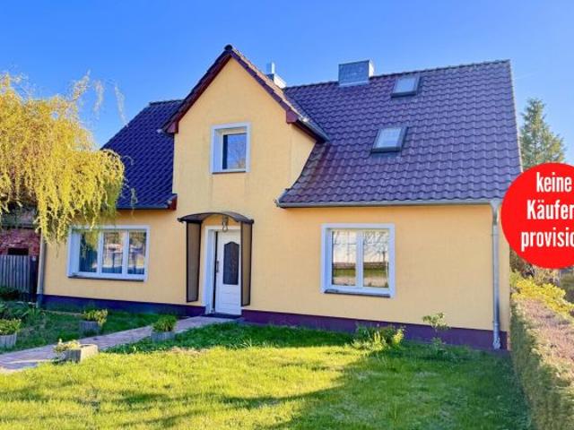 HORN IMMOBILIEN+Einfamilienhaus in Pasewalk mit Einbauküche, Kamin und viel Platz für Ihre Familie!
