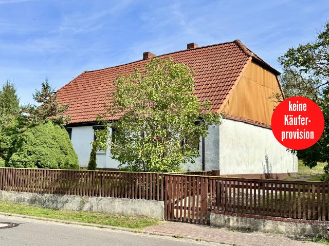 HORN IMMOBILIEN+Sanierungsbedürftiges Einfamilienhaus mit Nebengebäude und altem Obstbaumbestand