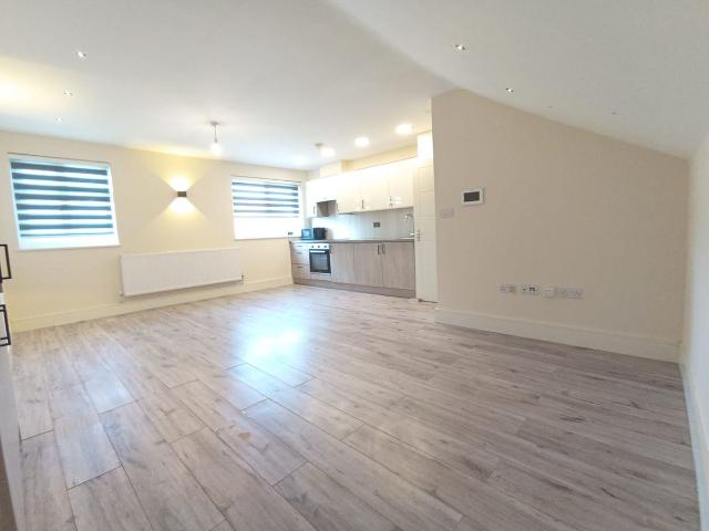 Hornchurch Road, Hornchurch RM11, 2 bed maisonette to rent, £1,800 pcm | PrimeLocation