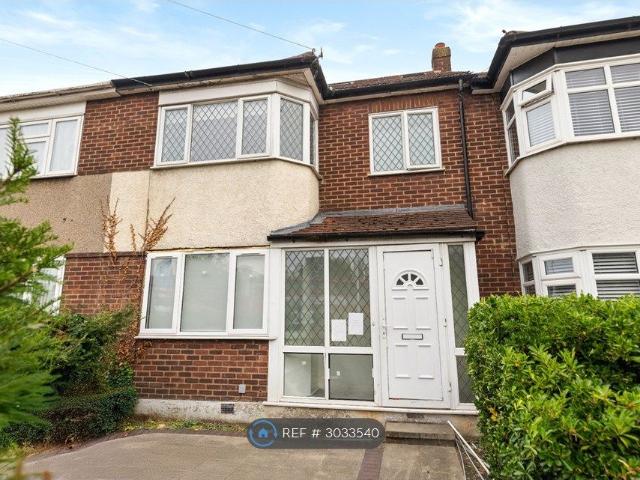 Hornchurch Road, Hornchurch RM12, Studio to rent, £795 pcm | PrimeLocation