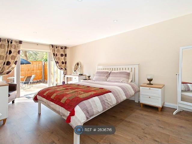 Hornash Lane, Shadoxhurst, Ashford TN26, 2 bed bungalow to rent, £1,300 pcm | PrimeLocation