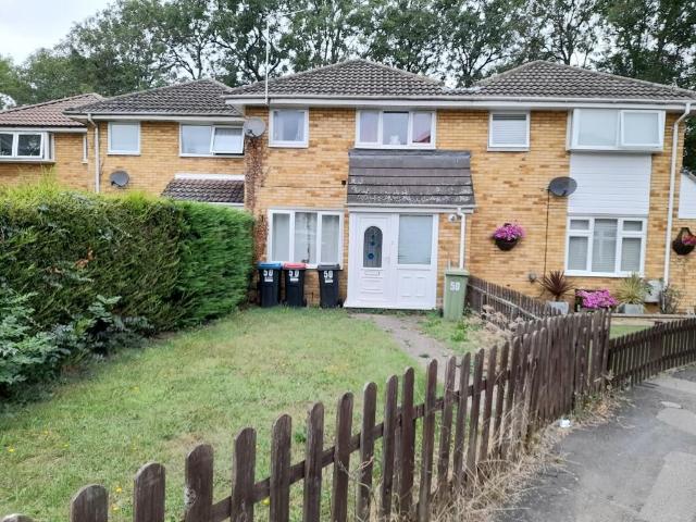 Hornbeam, Newport Pagnell MK16, 3 bed terraced house to rent, £1,500 pcm | PrimeLocation