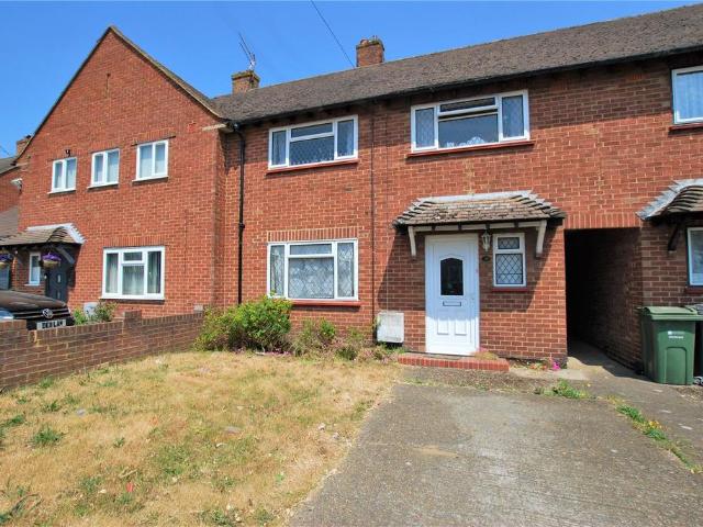 Hornbeam Road, Guildford, Surrey, GU1 4 bed terraced house to rent £2,800 pcm £646 pw