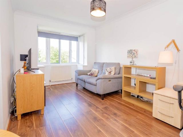 Horndean Road, Bracknell RG12, 1 bed terraced house to rent, £1,150 pcm | PrimeLocation