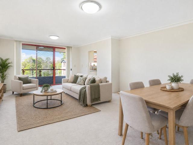 Hornsby, 15/208 226 Pacific Highway