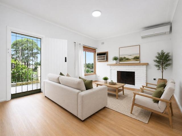 Hornsby, 2 Galen Avenue