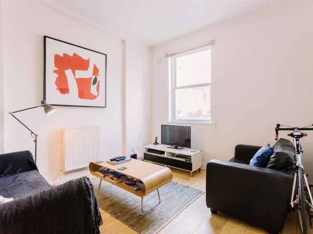 Hornsey Road, Holloway N7, 1 bed flat to rent, £1,675 pcm | PrimeLocation