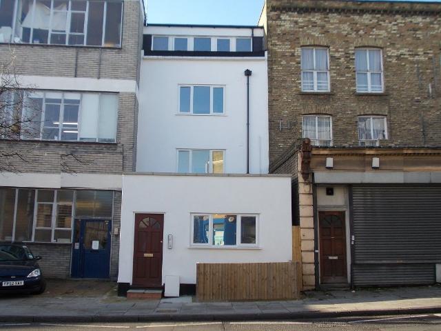 Hornsey Road, Hornsey N21, 1 bed flat to rent, £1,900 pcm | PrimeLocation