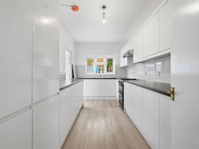 Hornsey Road, London N7, 6 bed property to rent, £6,500 pcm | PrimeLocation