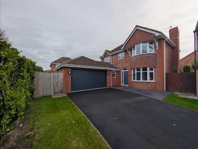 Hornsea Close, Thornton Cleveleys 4 bed house to rent £1,500 pcm £346 pw