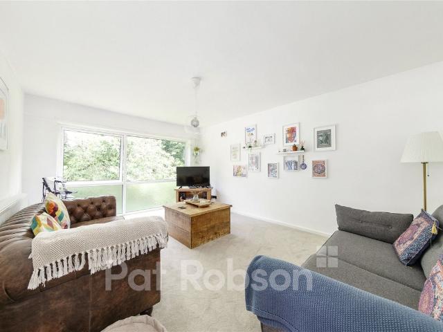Hornsea Close, Wideopen, Newcastle Upon Tyne, Tyne And Wear NE13, 2 bed flat to rent, £850 pcm | PrimeLocation