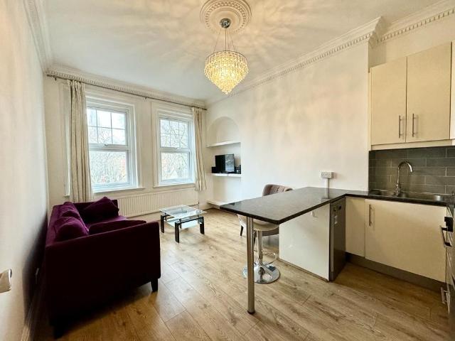 Hornton Street, London W8, 2 bed flat to rent, £3,195 pcm | PrimeLocation