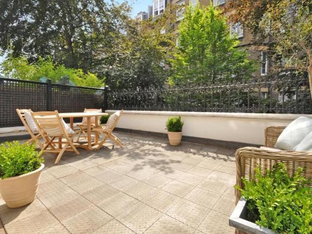 Hornton Street, London, W8 2 bed flat to rent £3,900 pcm £900 pw