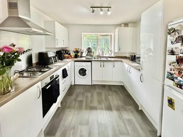 Horrell Court, Peterborough PE3, 2 bed flat to rent, £1,075 pcm | PrimeLocation