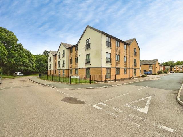Horrell Court, Peterborough PE3, 2 bed flat to rent, £1,025 pcm | PrimeLocation