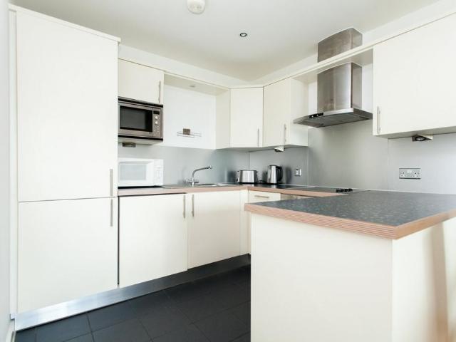 Horse Shoe Court, 11 Brewhouse Yard. 1 bed flat to rent £2,850 pcm £658 pw