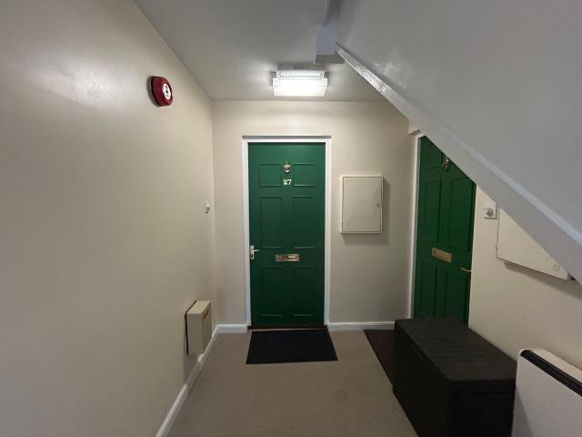 Horsebrook, Calne SN11, 1 bed flat to rent, £825 pcm | PrimeLocation