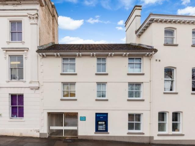 Horsefair, Banbury OX16, 2 bed flat to rent, £1,395 pcm | PrimeLocation
