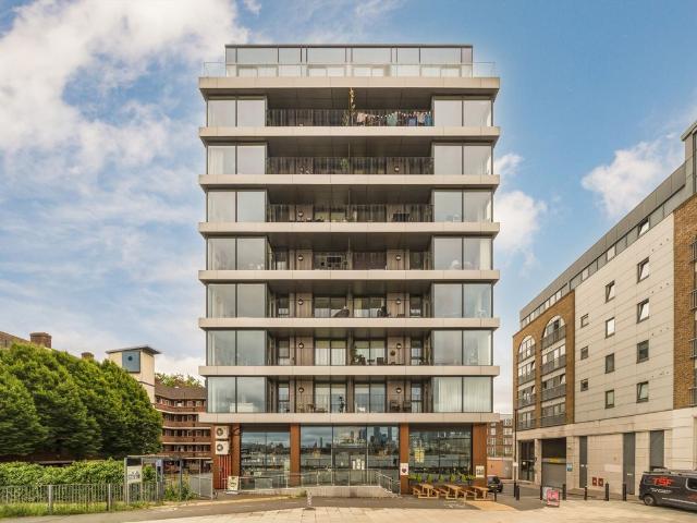 Horseferry Place, Greenwich SE10, 3 bed flat to rent, £3,750 pcm | PrimeLocation