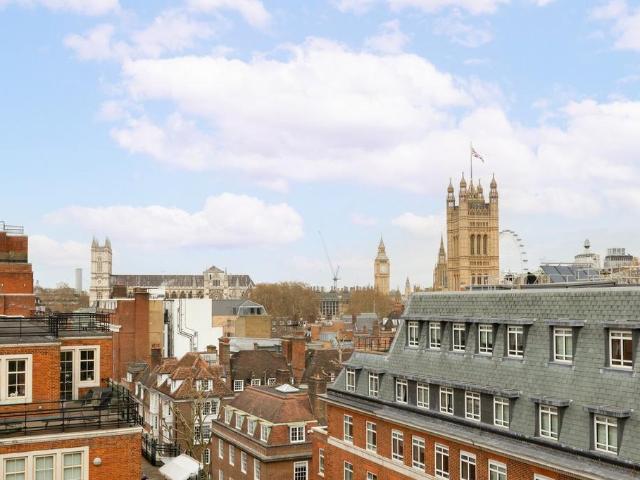 Horseferry Road, London, SW1P 3 bed flat to rent £11,000 pcm £2,538 pw