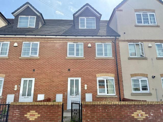 Horseley Heath, Tipton, West. 4 bed townhouse to rent £1,400 pcm £323 pw