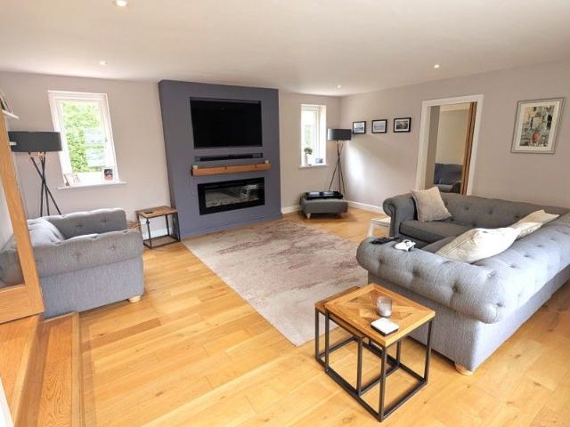 Horsell Rise, Woking, Surrey, GU21