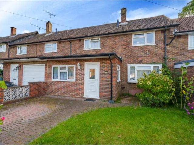 Horsell, Woking, Surrey GU21, 3 bed terraced house to rent, £2,300 pcm | PrimeLocation