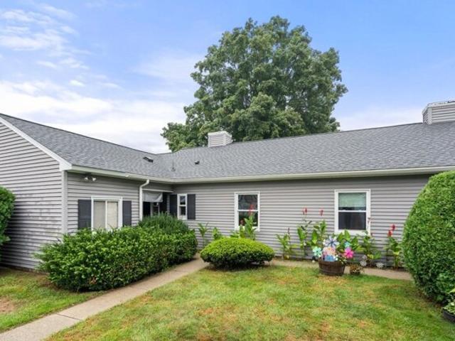 Horseshoe Dr Unit,chicopee, Condo For Sale