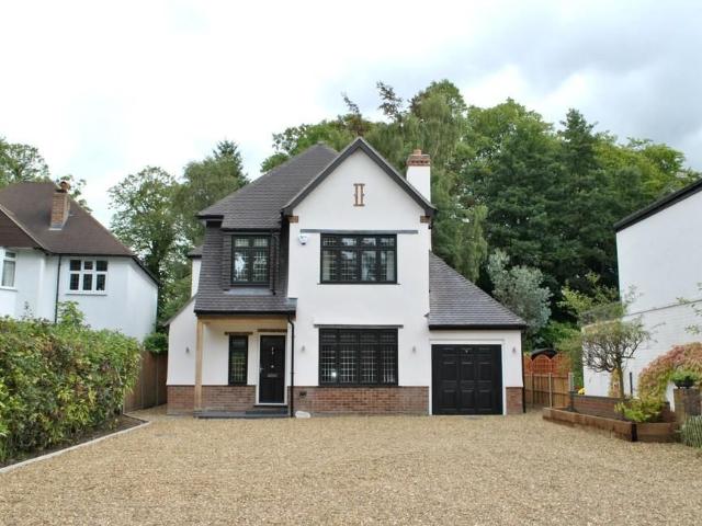 Horseshoe Lane, Ash Vale GU12, 5 bed detached house to rent, £3,100 pcm | PrimeLocation