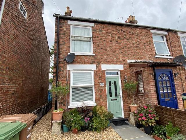 Horseshoe Terrace, Wisbech, Cambs PE13, 2 bed semi detached house to rent, £825 pcm | PrimeLocation