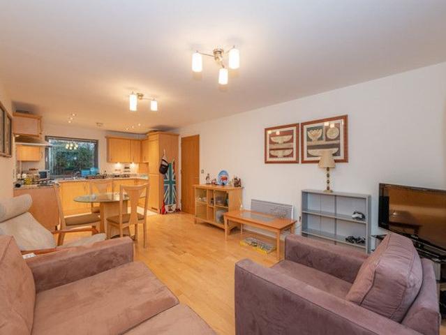 Horsley Court, Montaigne Close, Westminster, London SW1P, 2 bed flat to rent, £3,300 pcm | PrimeLocation
