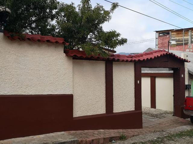 HOSTAL EN RENTA