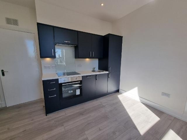 Hosefield Road, Rosemount, Aberdeen AB15, 1 bed penthouse to rent, £575 pcm | PrimeLocation
